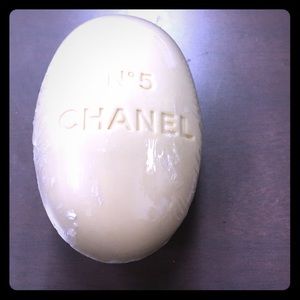 CHANEL No 5 bath soap