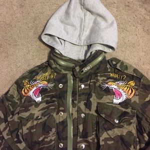 UNIF Cropped Camo Military Style Bomber Jacket XS