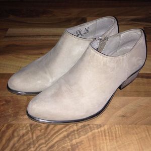 Steve Madden Katyy Tan Suede Ankle Booties