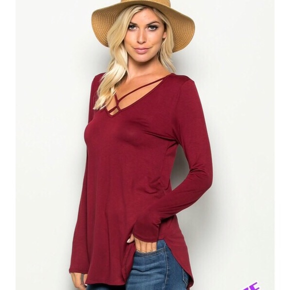 ▫️SOLD OUT▫️CLEARANCE▫️Plus Size Top - Picture 2 of 5