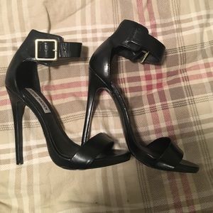 Steve Madden Marlenee sandal heels