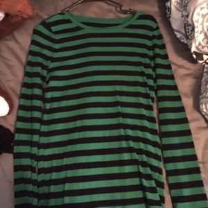 Long sleeve, green and black