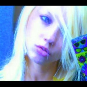 Meet your Posher, Marie