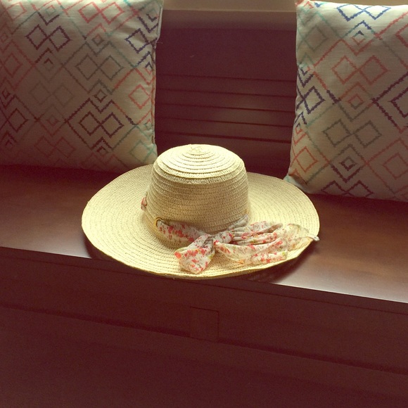 Floral Tweed Hat