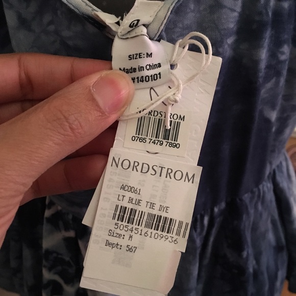 Top - Picture 3 of 3