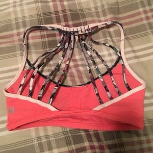 Lululemon free to be wild - lighten up bra
