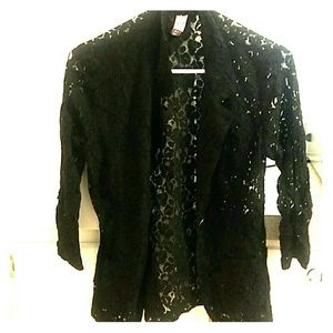 Black lace 3/4 sleeve jacket