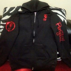 A BLACK AND RED WITH FIRE RED RHINESTONES PONY TAI