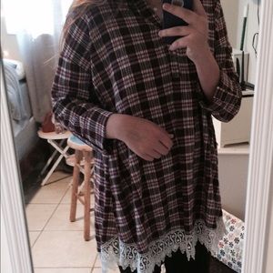 Altar'd state plaid tunic with lace trim🏹