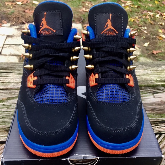 Air Jordan 4 Retro (GS) size 6y