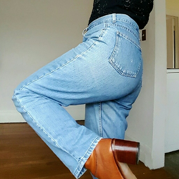 Light Wash High Rise Jeans Mom Jeans