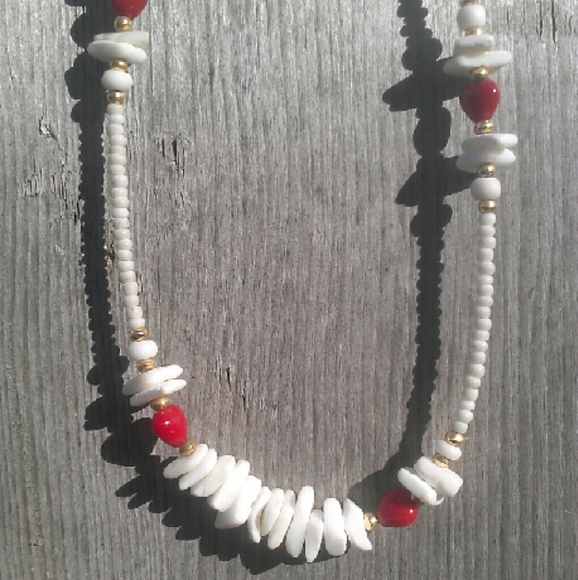 Hearts and shell necklace NWOT