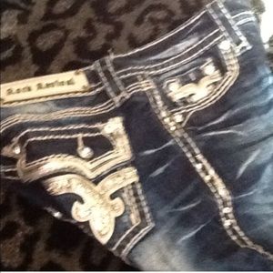 Rock Revival- KHAI size 25