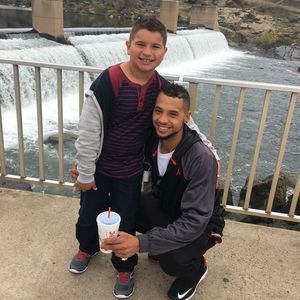 Meet your Posher, Troy