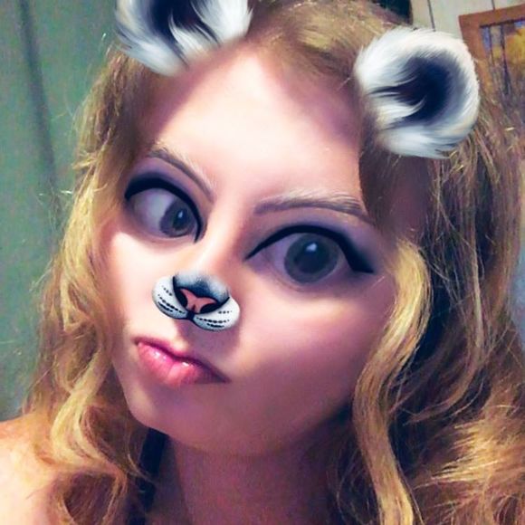 Meet your Posher, Paige - Picture 2 of 2