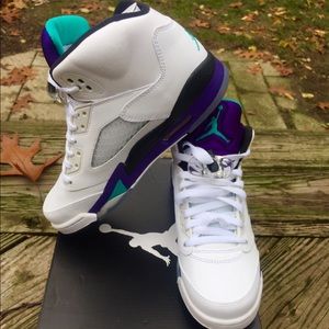 Air Jordan 5 retro (GS) size 6y