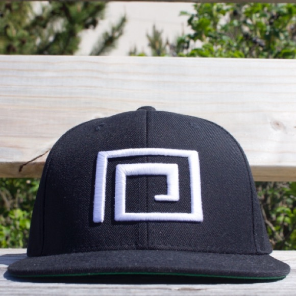 Black SnapBack - Picture 2 of 2