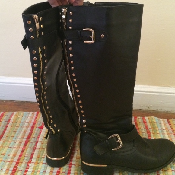 NEW Steve Madden Black Boots