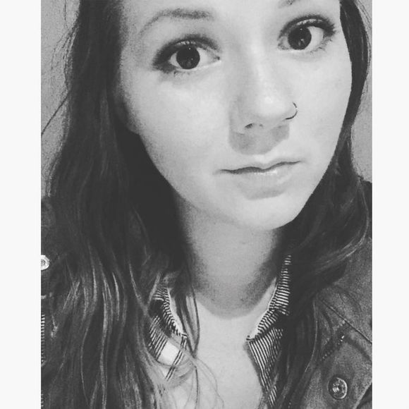 Meet your Posher, Sara - Picture 1 of 1