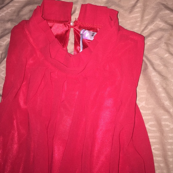 Last chance! ๐B2G1๐ ๐ฅHost Pick๐ฅ Sleeveless Red Dress - Picture 3 of 4