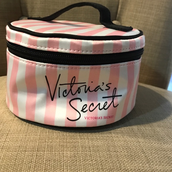 Victoria's Secret small jewelry travel bag