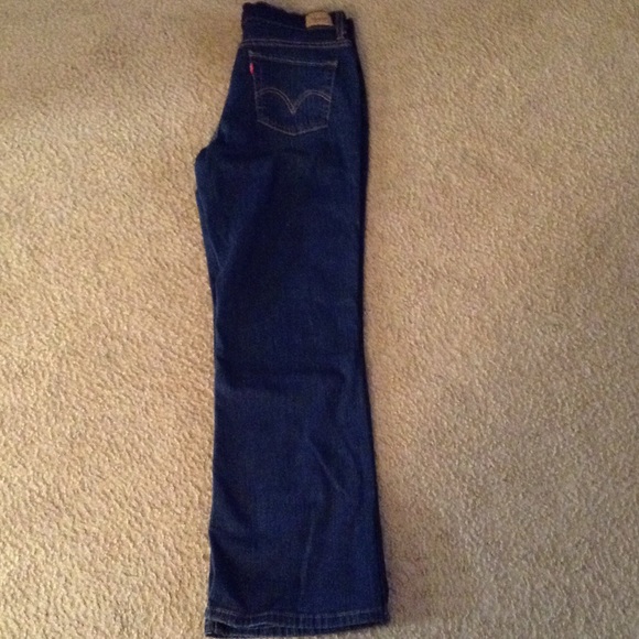 Levi's Bootcut Jeans - Picture 3 of 4