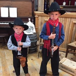 Meet your Posher, Josh