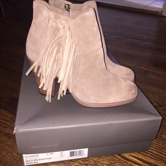 *NEVER WORN* Vince Camuto Harlin Fringe Bootie