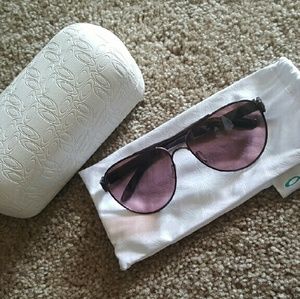 Oakley disclosure sunglasses