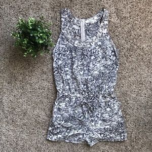 Forever21 black&white romper