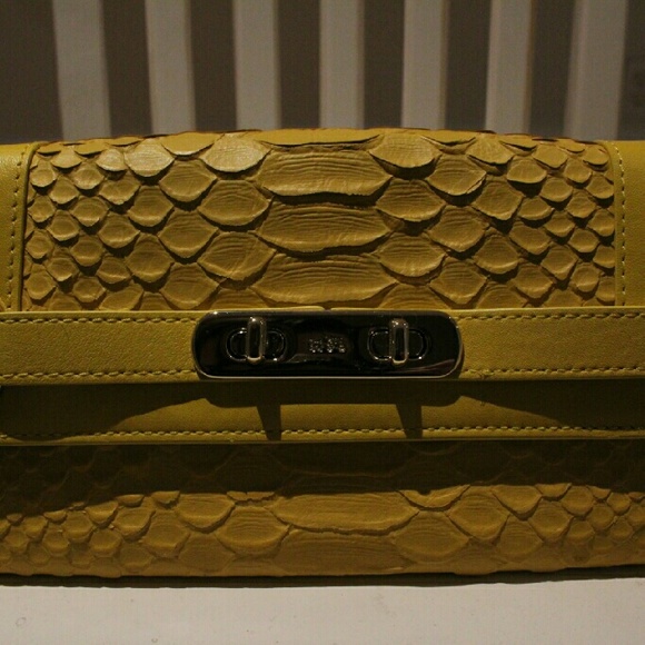Coach Swagger Python Wallet NWT - Picture 2 of 4