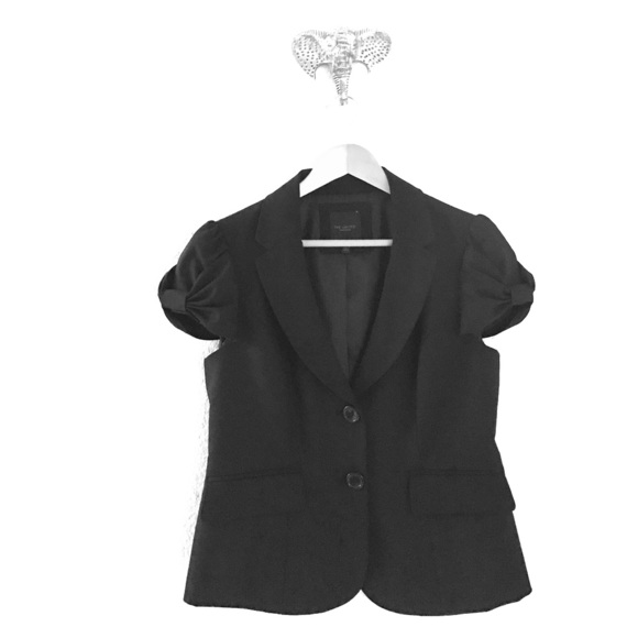 Black short sleeve blazer