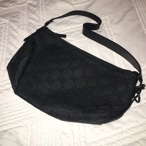 Authentic 💯 Gucci small purse 👛!