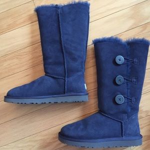 NEW navy UGG button triplet boots