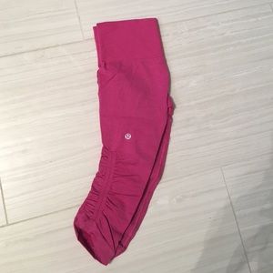 Women's Lululemon in the flow crop II