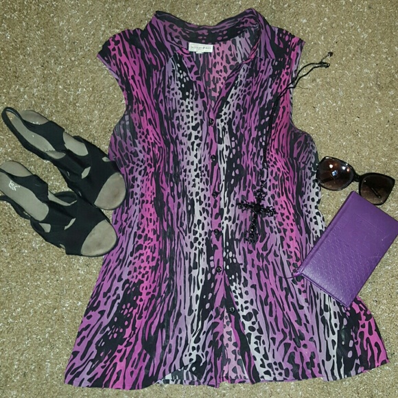 PRICE DRKP!! Ombre Animal Print Blouse