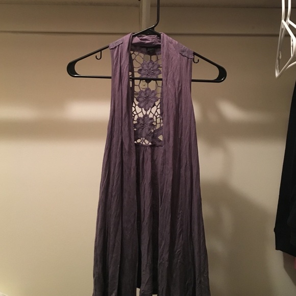cardigan w cute detailing on back