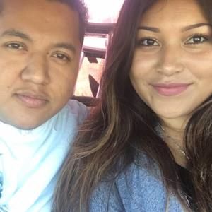 Meet your Posher, Yesenia