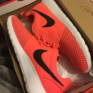 Roshes runs