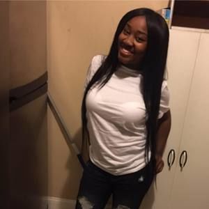 Meet your Posher, Aniessa