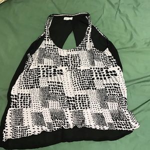 Black and white tank top!