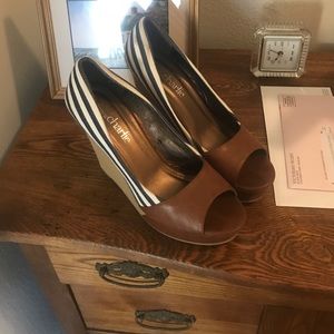 Wedges! Perfect condition