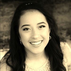 Meet your Posher, Jimena