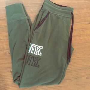 NEVER WORN VS PINK JOGGERS!💚💚