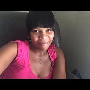 Meet your Posher, Kendra