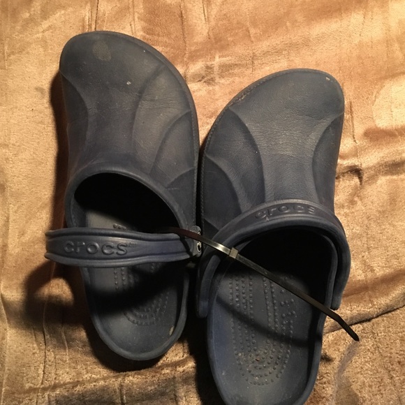 Blue close toed crocs