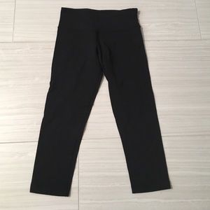 Lululemon black wunder under crops