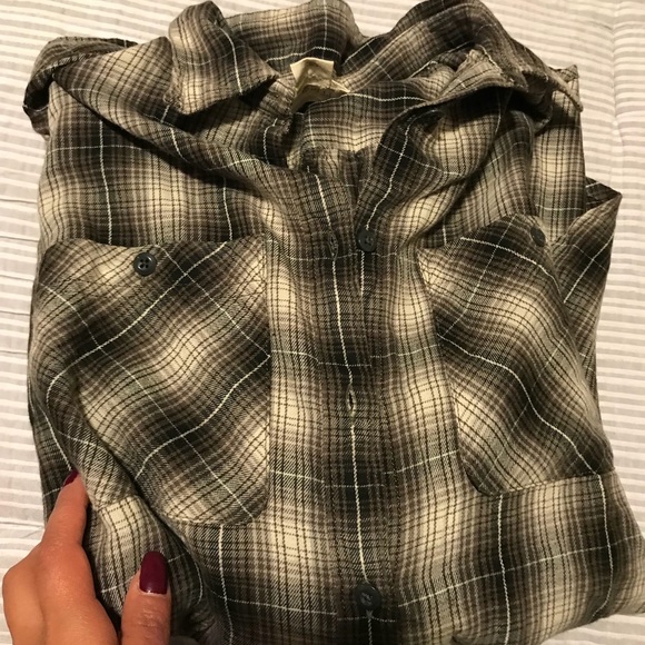 Utility plaid shirt๐ - Picture 2 of 6