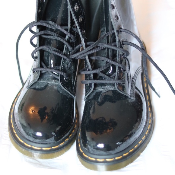 Dr. Martens Shoes - Doc Martens Patent Boots Dr. Martens Shoes - Doc Martens Patent Boots