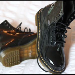 Dr. Martens Shoes - Doc Martens Patent Boots Dr. Martens Shoes - Doc Martens Patent Boots